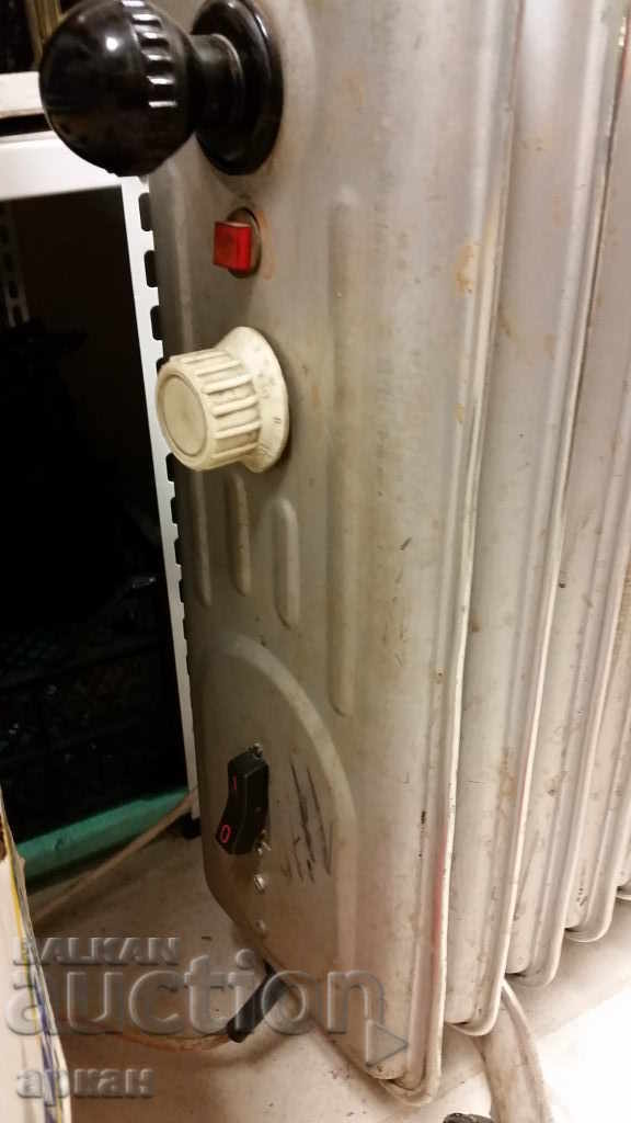 Auction electric stove -oil radiator 1975..works Auction electric stove -oil radiator 1975..works