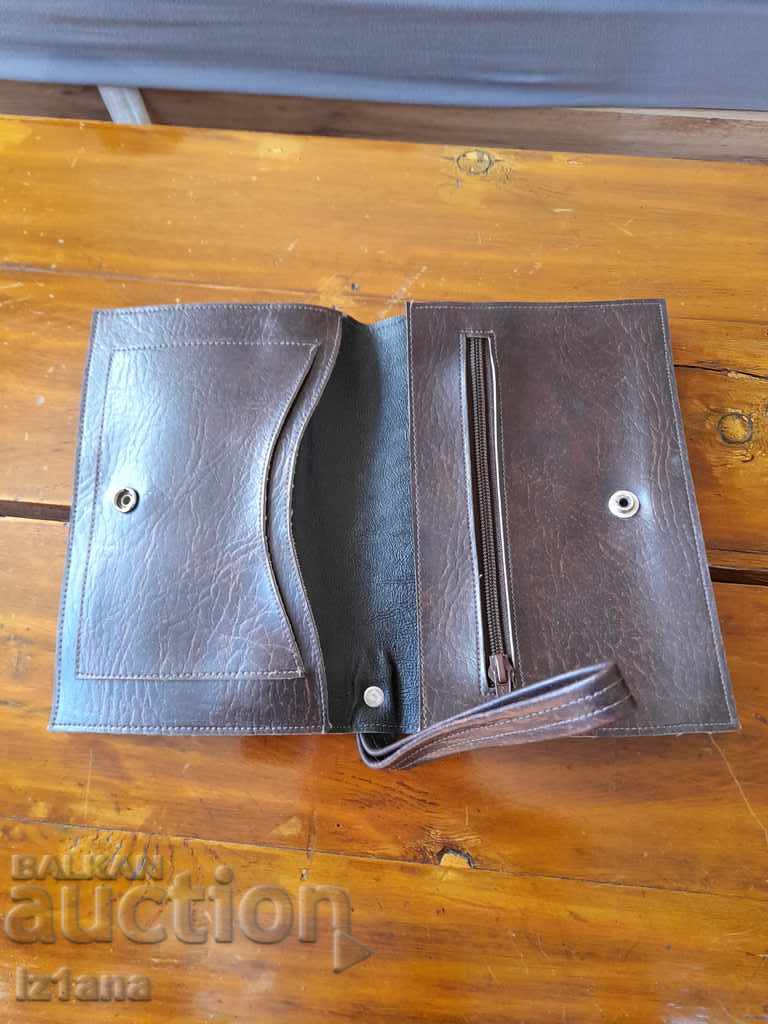 Delivery of Old bag for documents Lom beer Delivery of Old bag for documents Lom beer