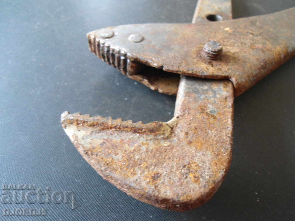 Livrarea Instrument vechi, cheie