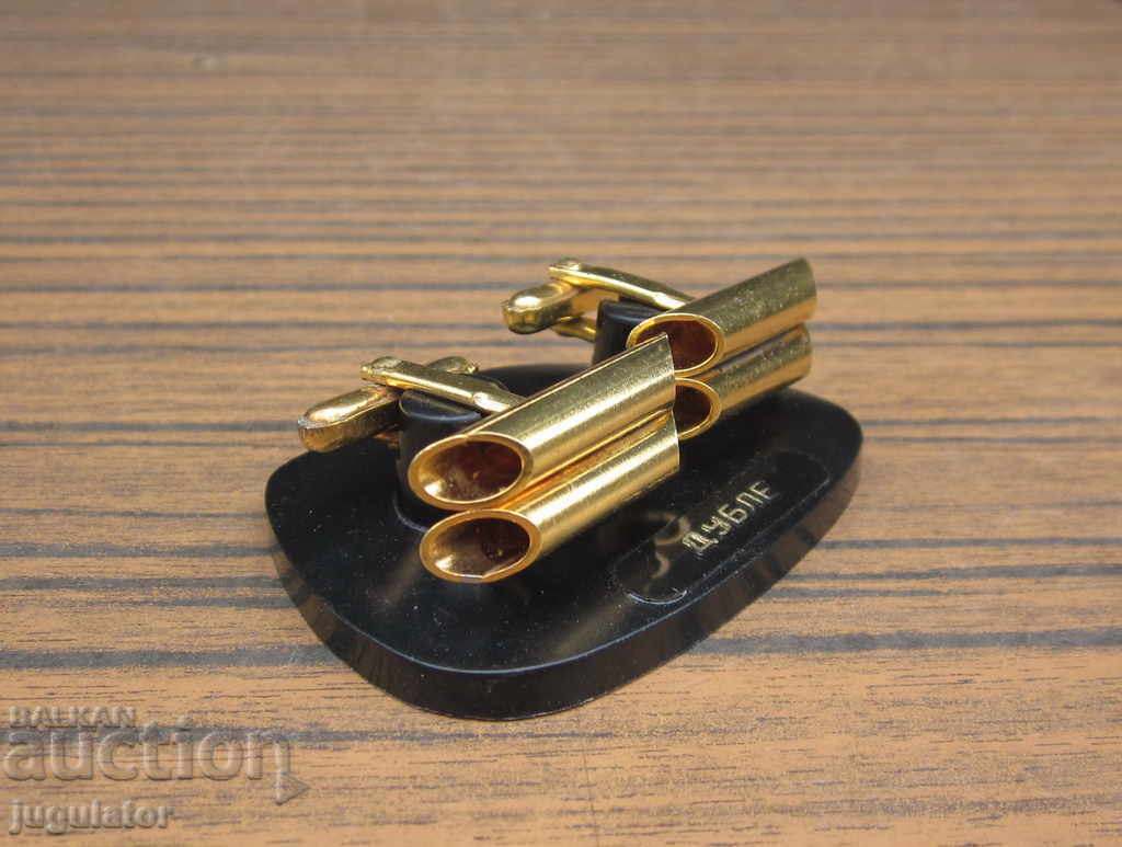 Delivery of old antique gilded double cuffs unused Delivery of old antique gilded double cuffs unused