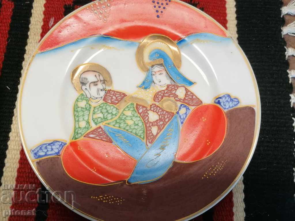 Collectible Japanese porcelain plates with price 45.00 BGN | € 23.01