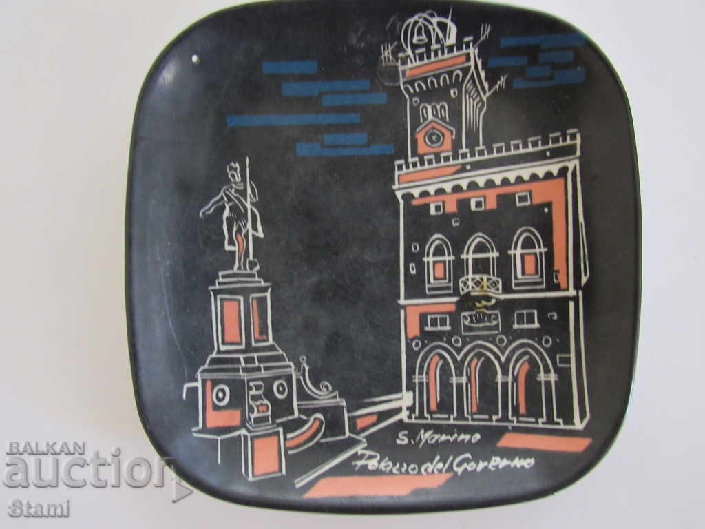 Decorative plate from Bologna, Italy with price 8.00 BGN | € 4.09 Decorative plate from Bologna, Italy with price 8.00 BGN | € 4.09