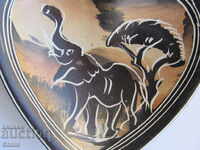 Decorative bowl - heart of soapstone-BIG 5-elephant