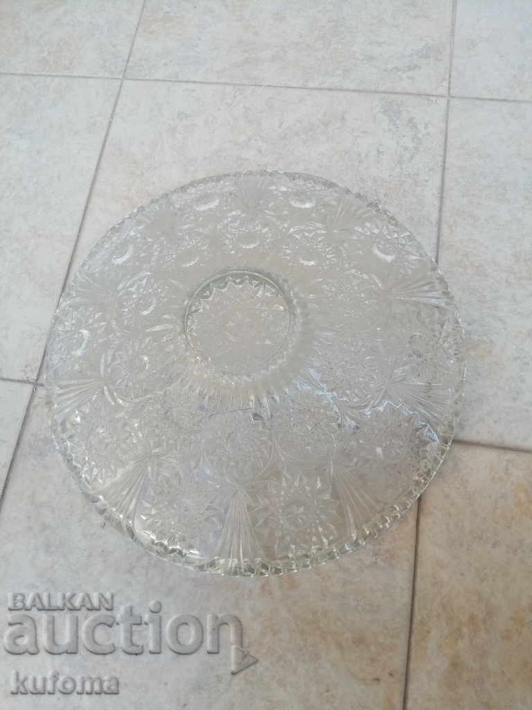 Auction Glass fruit bowl Auction Glass fruit bowl