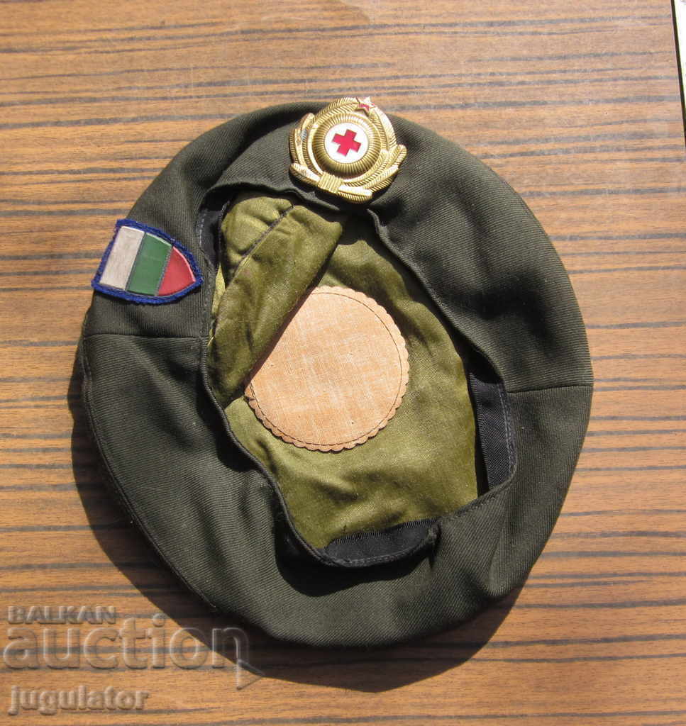 vechi beretă medicală militară cruce roșie de la soc