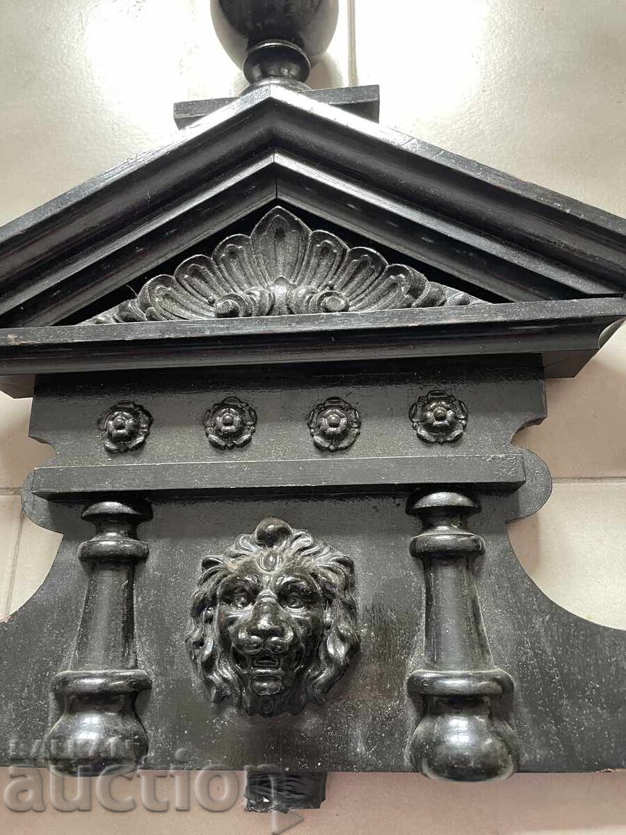 Aplicație din scaun vechi - lemn cu preț € 34.95 | 68.36 BGN