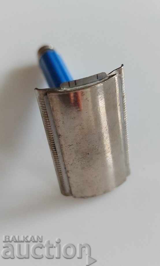 Auction SOC SELF-SHAVER WITH REPLACEABLE BLADES FRESHNESS Auction SOC SELF-SHAVER WITH REPLACEABLE BLADES FRESHNESS