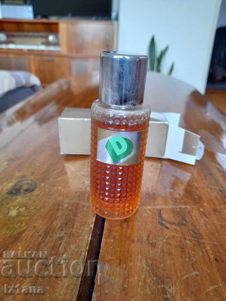 Delivery of Old perfume D Delivery of Old perfume D