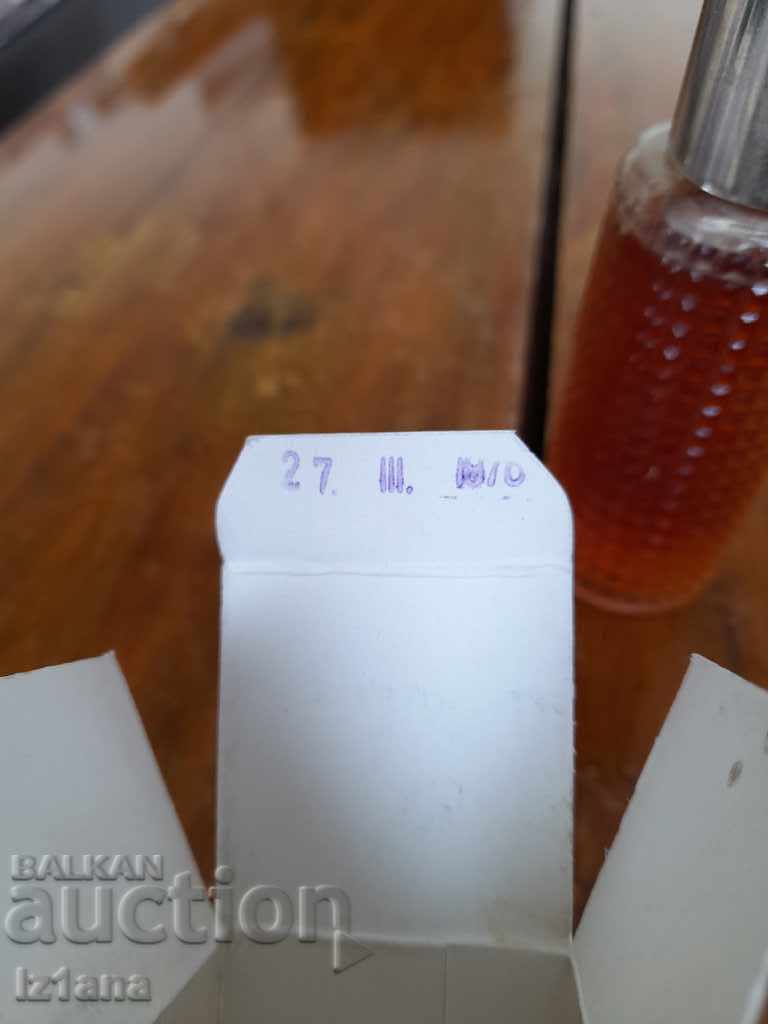 Old perfume D - 6 Old perfume D - 6