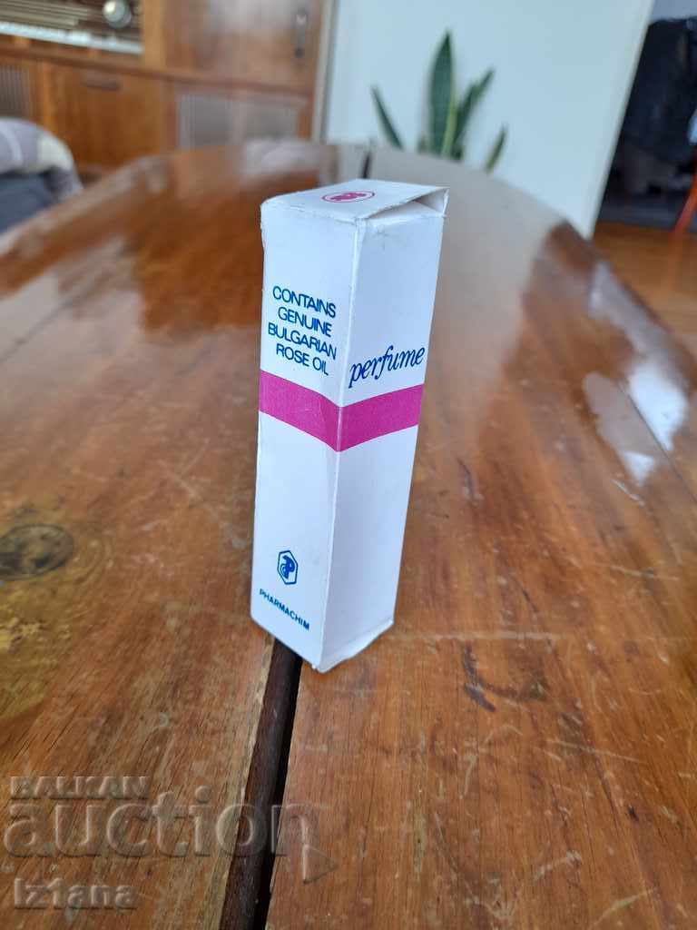 Old perfume Bulgarian Rose, Rose, Rose oil with price 25.00 BGN | € 12.78 Old perfume Bulgarian Rose, Rose, Rose oil with price 25.00 BGN | € 12.78