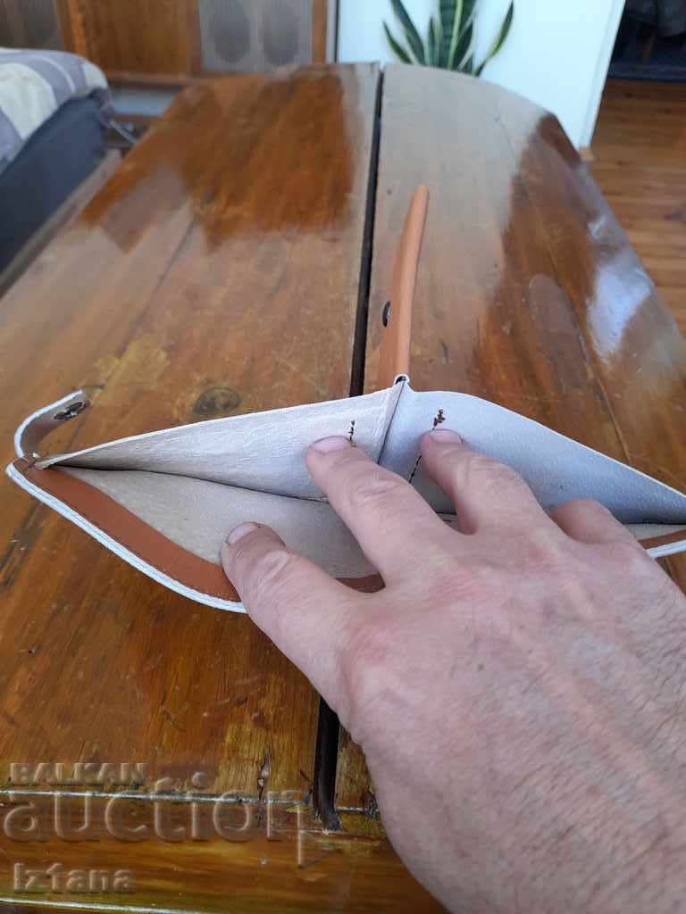 Old wallet, NIHFI purse - 6