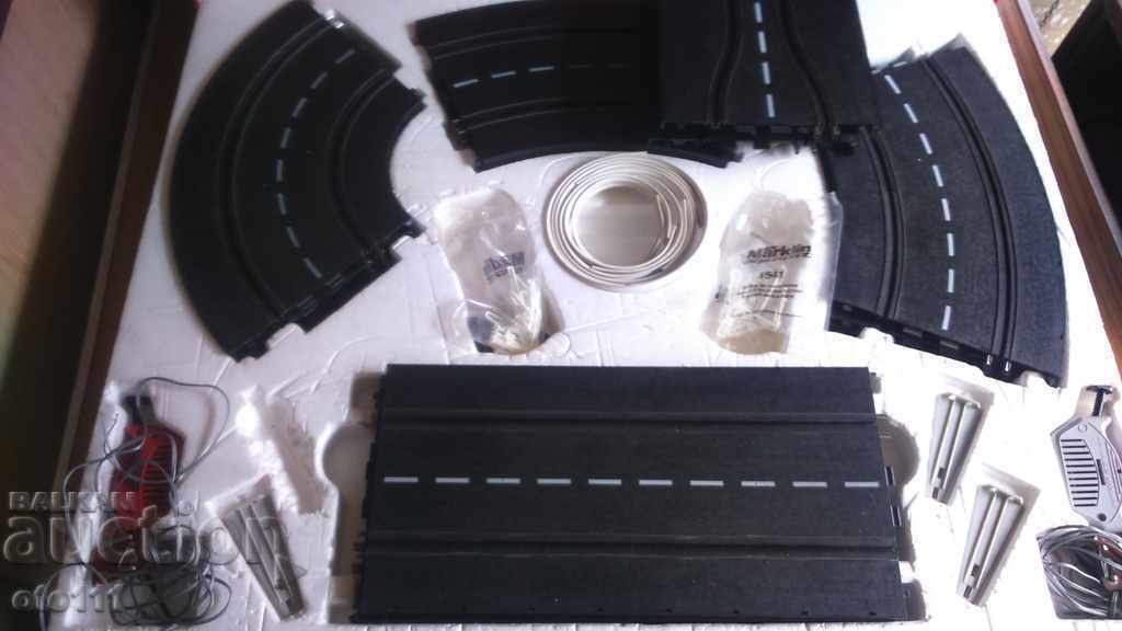 Delivery of OLD GERMAN TOY TRACK - AUTOWAY - MARKLIN SPRINT Delivery of OLD GERMAN TOY TRACK - AUTOWAY - MARKLIN SPRINT