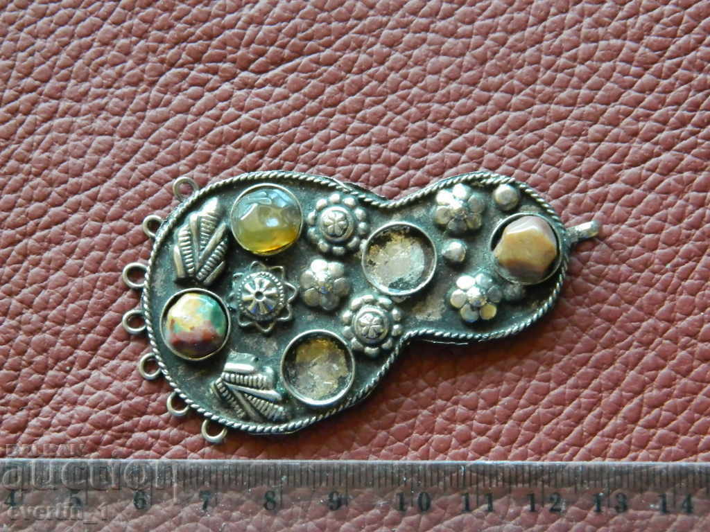 Renaissance jewelry, pendant, brooch, folklore