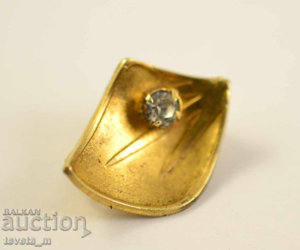 Anchor brooch with price 3.00 BGN | € 1.53 Anchor brooch with price 3.00 BGN | € 1.53