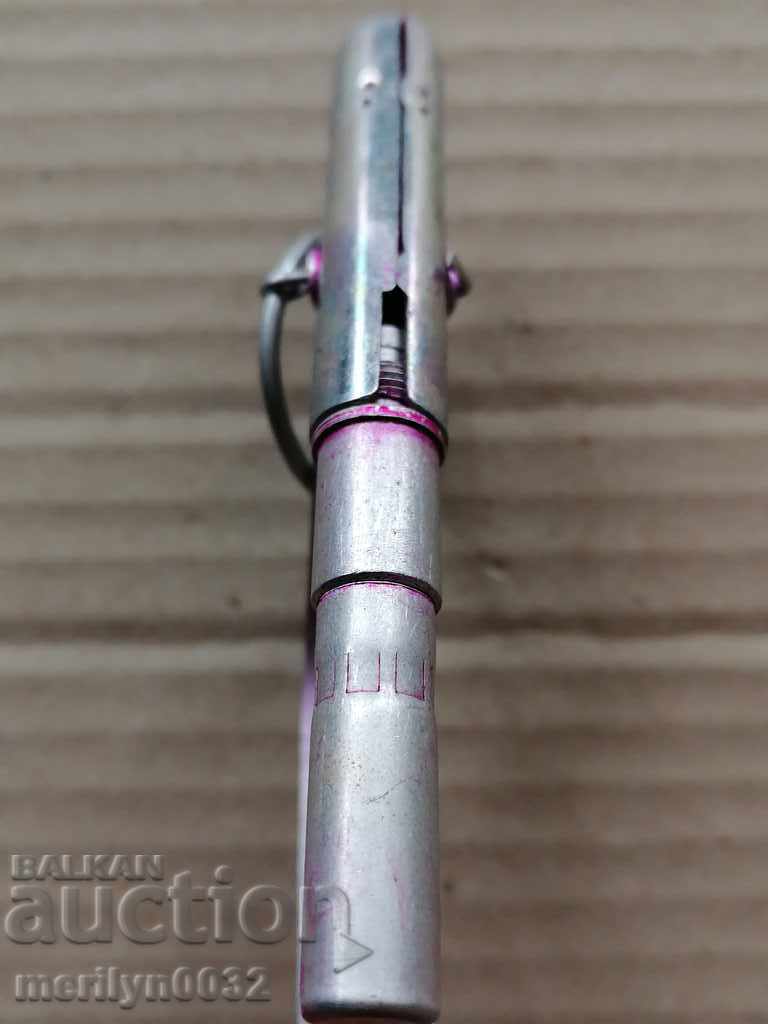 Livrarea Brichetă cu grenade UZRGM de la biroul NVO NESICURI Livrarea Brichetă cu grenade UZRGM de la biroul NVO NESICURI