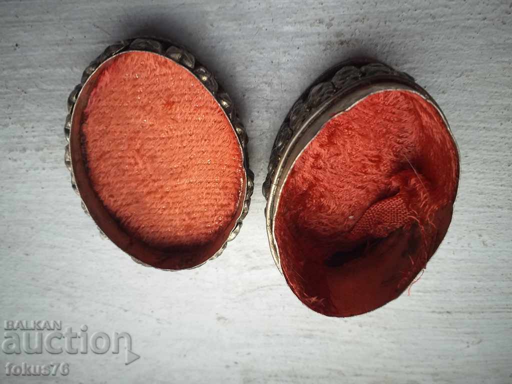 Old box with stone box № 2 - 6