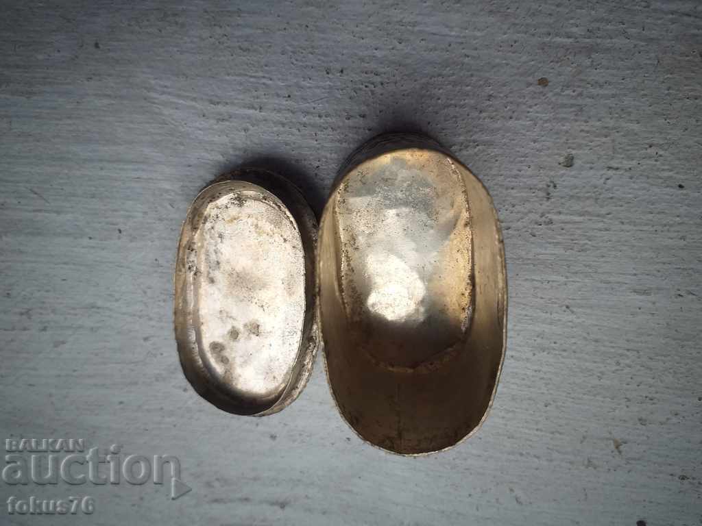 Auction Old box with enamel box Auction Old box with enamel box