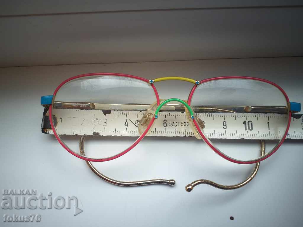 Old branded prescription glasses Puma - 6
