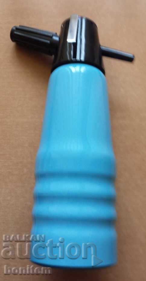 Auction  Siphon for soda water