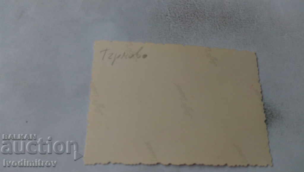 Photo Veliko Tarnovo Sechestvo in front of a two-storey house with price 1.65 BGN | € 0.84 Photo Veliko Tarnovo Sechestvo in front of a two-storey house with price 1.65 BGN | € 0.84