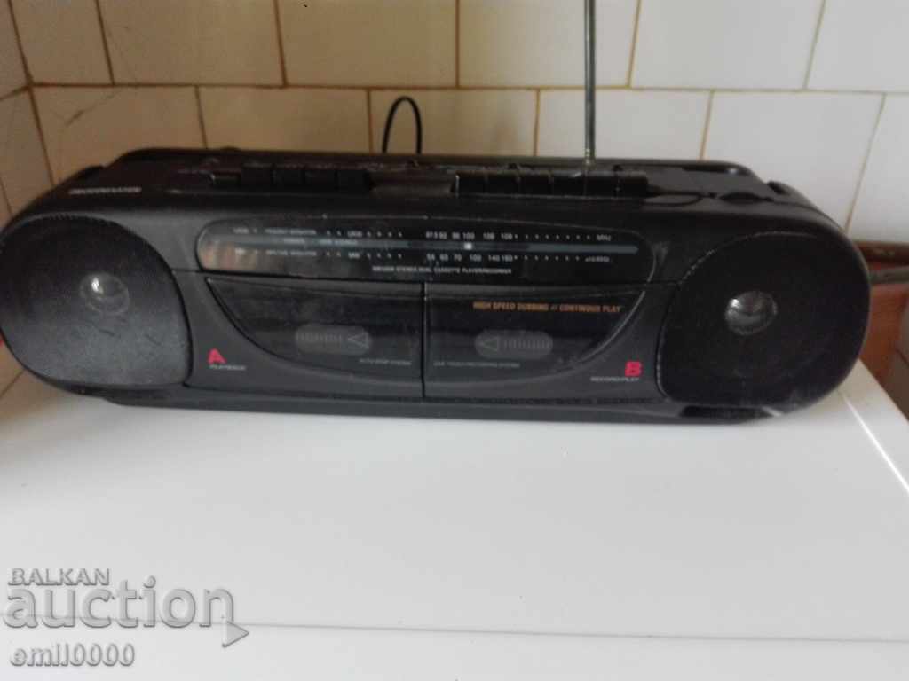 Παλιό ραδιοκασετόφωνο