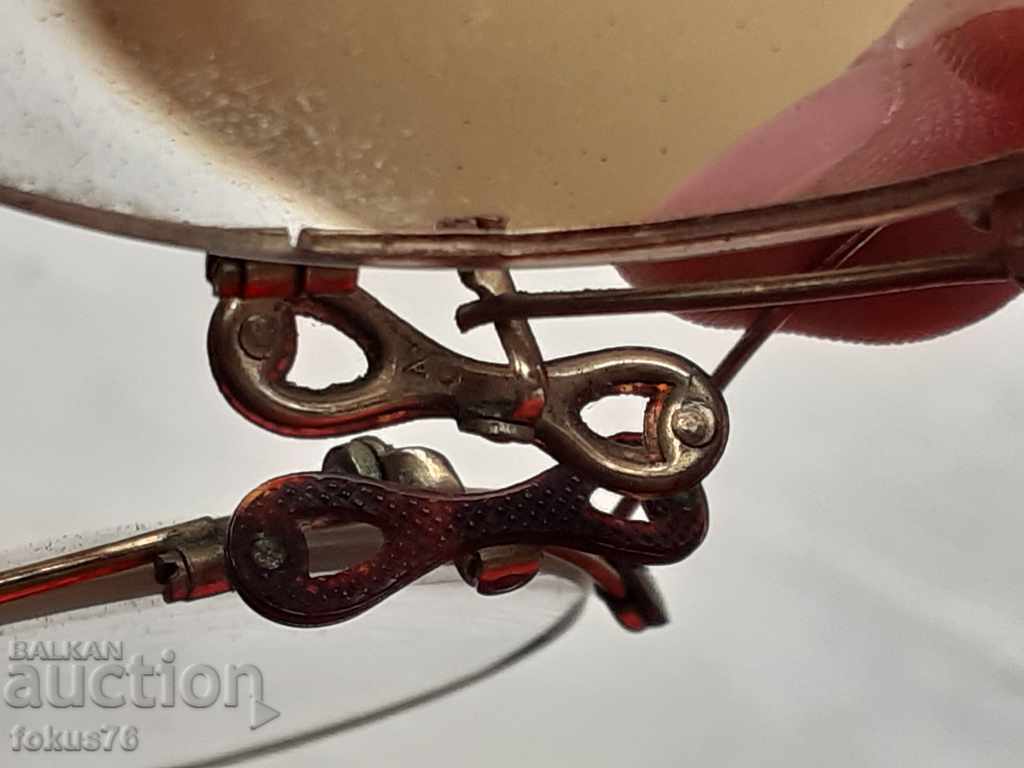 Delivery of Old Pensne gold-plated glasses Delivery of Old Pensne gold-plated glasses