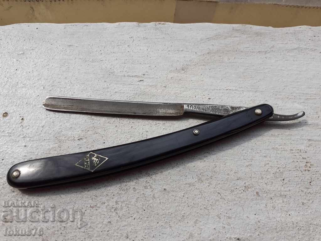 Aparat de ras vechi de colecție Puma Solingen cu preț 109.00 BGN | € 55.73