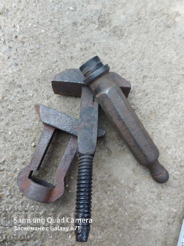 PLUMBING WRENCH - EARLY SAMPLE - 5 PLUMBING WRENCH - EARLY SAMPLE - 5