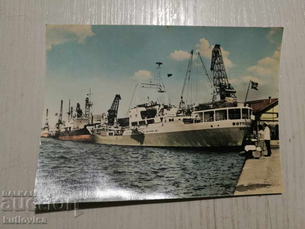 Стара картичка 1960 Варна Пристанището