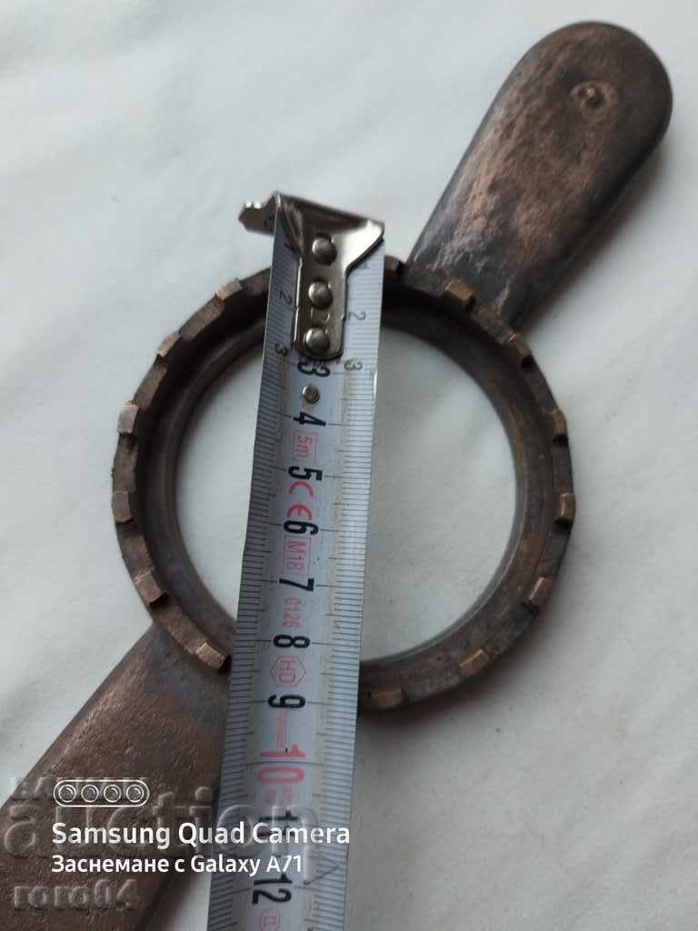 Auction JAR CLOSER - BRONZE Auction JAR CLOSER - BRONZE