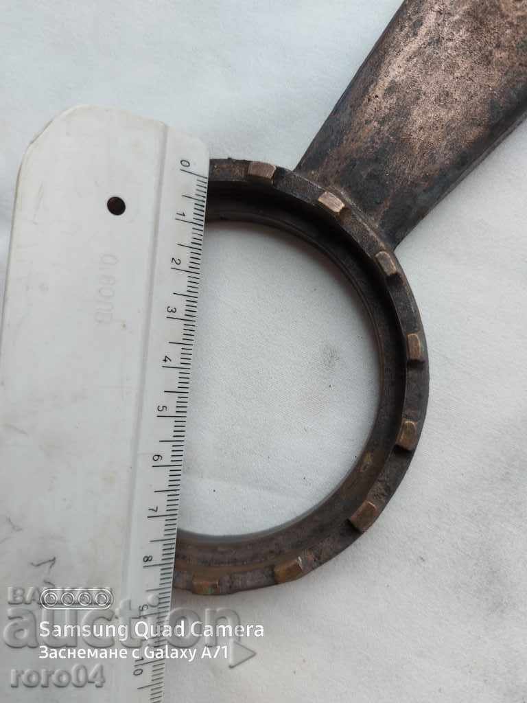 Delivery of JAR CLOSER - BRONZE Delivery of JAR CLOSER - BRONZE