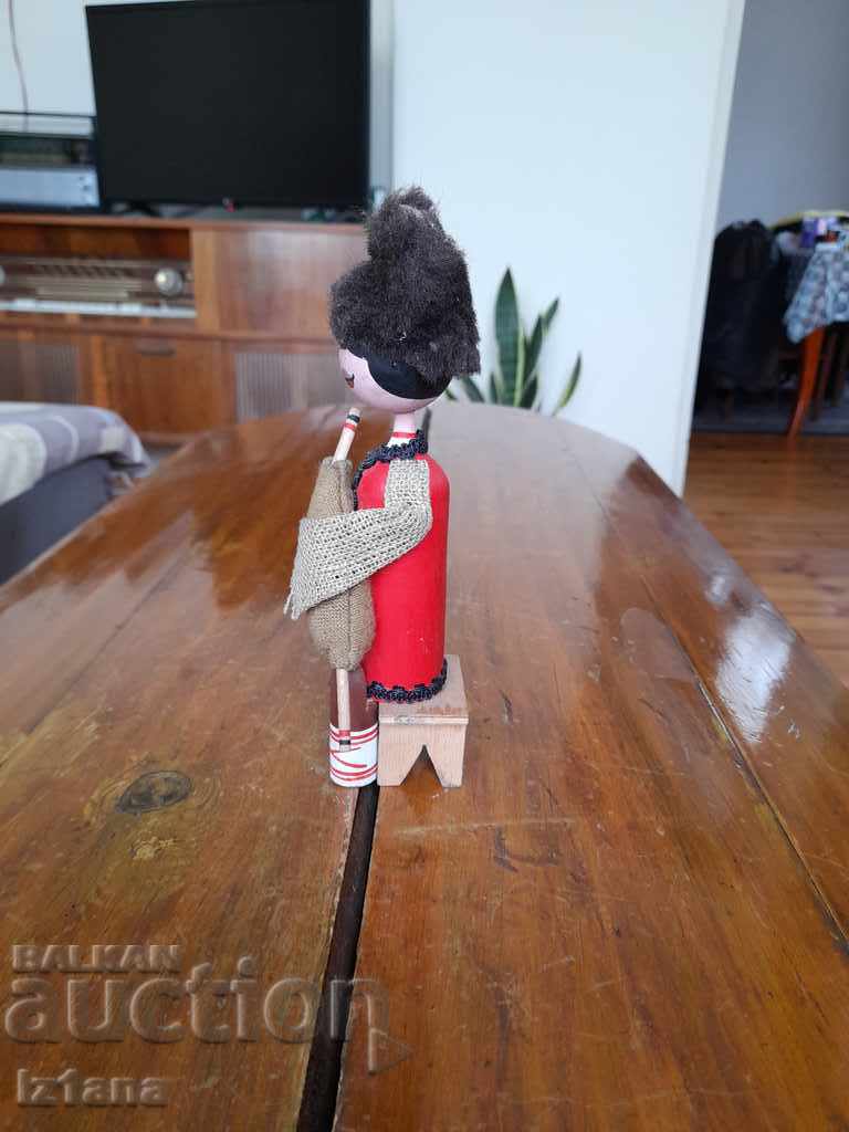 Delivery of Folk figurine, doll
