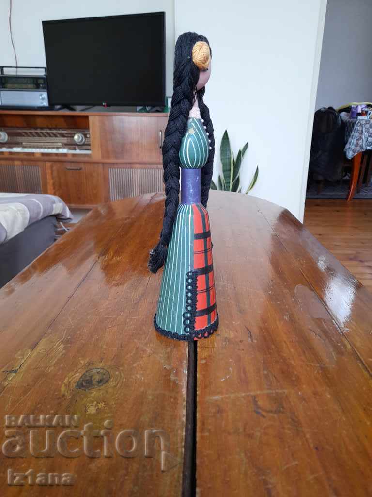 Folk figurine, doll with price 18.00 BGN | € 9.20 Folk figurine, doll with price 18.00 BGN | € 9.20