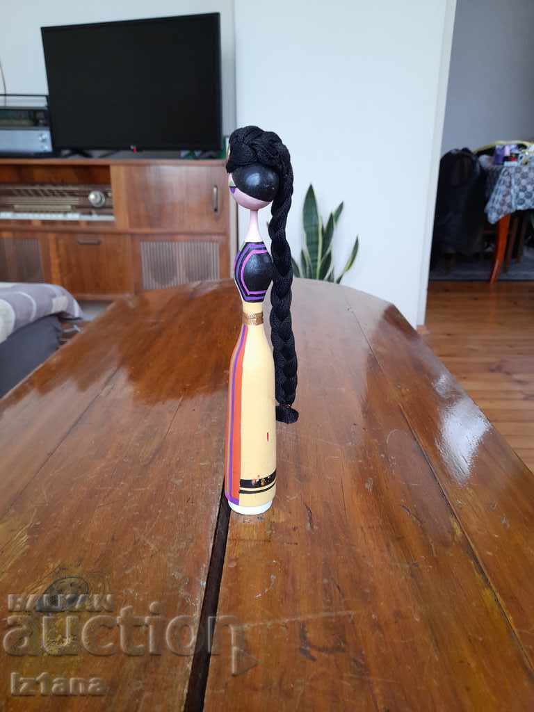 Delivery of Folk figurine, doll Delivery of Folk figurine, doll