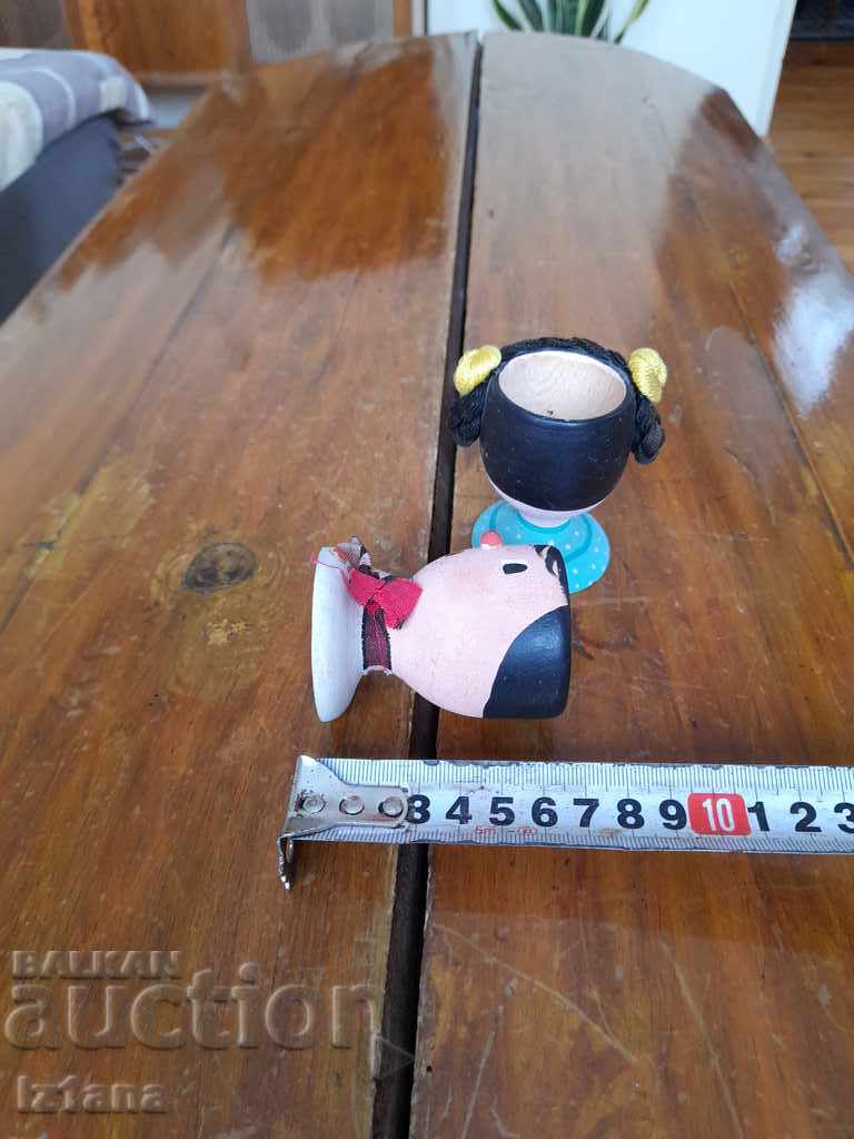 Delivery of Folk figurine, doll