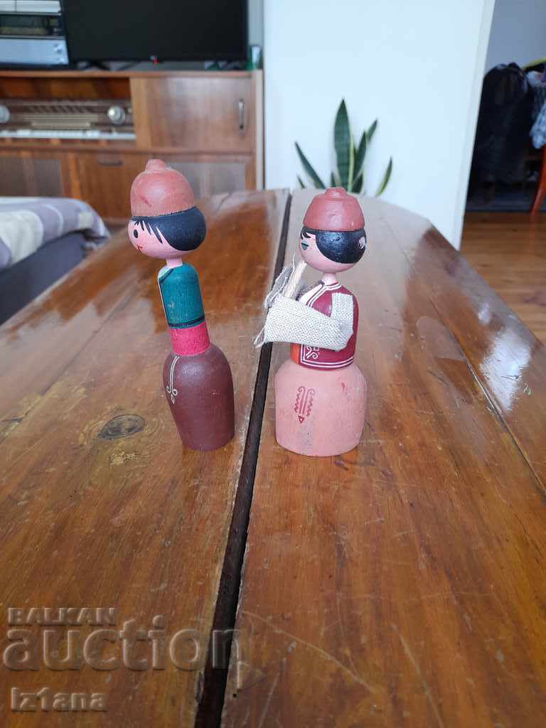 Delivery of Folk figurine, doll Delivery of Folk figurine, doll