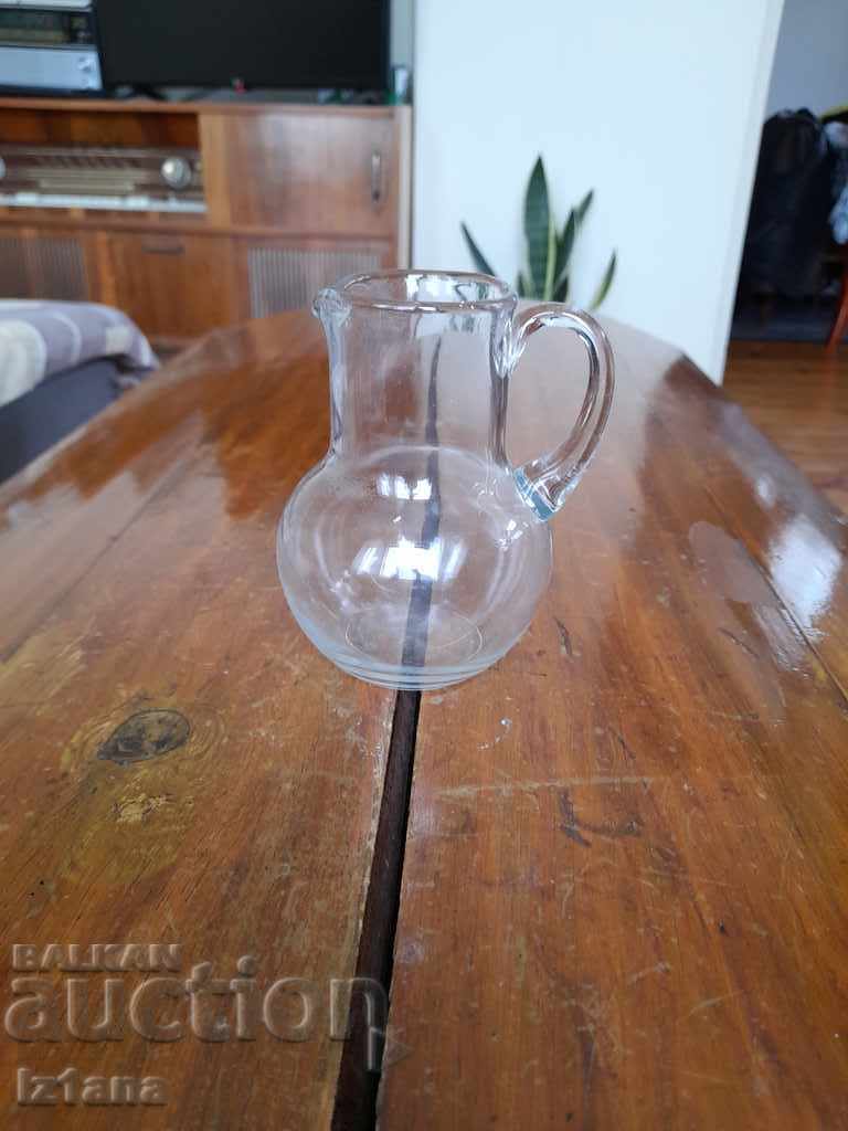 Δημοπρασία Παλιά γυάλινη κανάτα Δημοπρασία Παλιά γυάλινη κανάτα