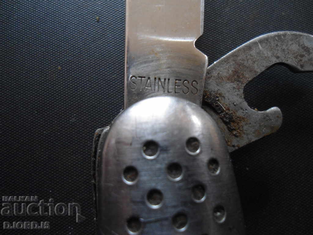 Delivery of Old pocket knife