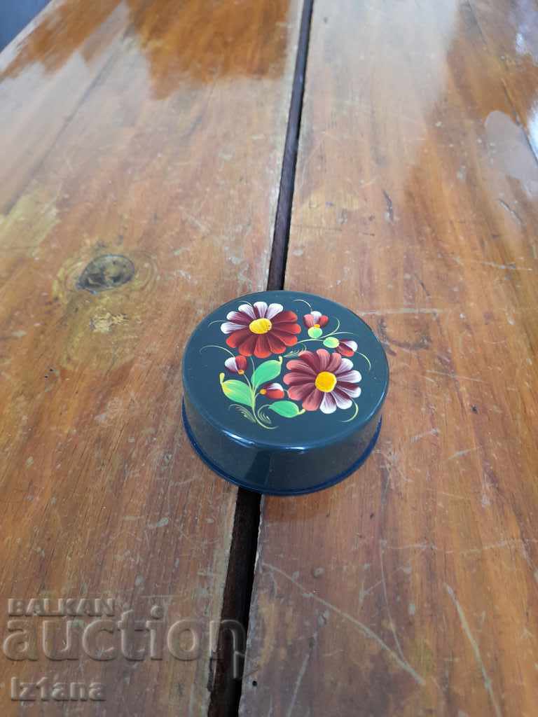 An old folding glass with price 16.00 BGN | € 8.18