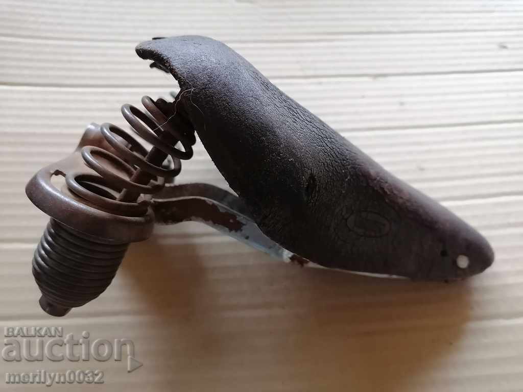 Old leather bicycle seat marked - 5