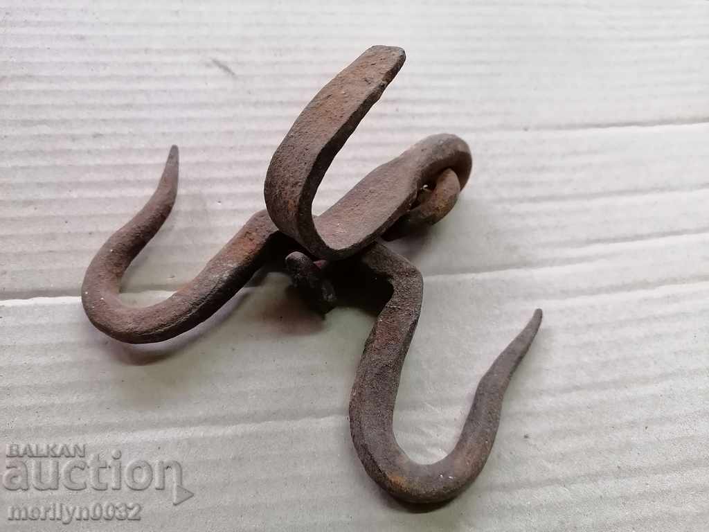 Auction Antique Wrought Iron Hook, Double Hook Auction Antique Wrought Iron Hook, Double Hook