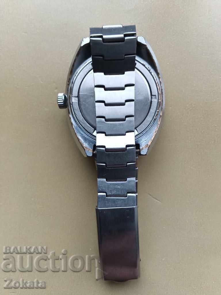 Watch Luch. It works. with price 15.00 BGN | € 7.67 Watch Luch. It works. with price 15.00 BGN | € 7.67