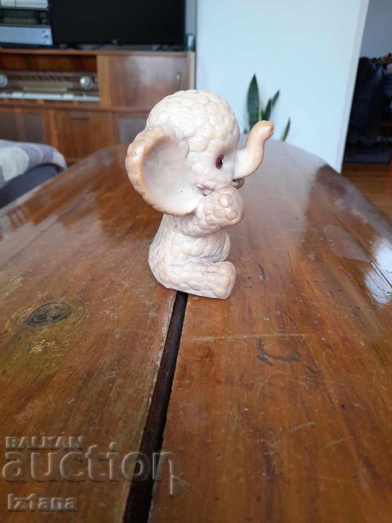 Delivery of An old toy Elephant, Elephant