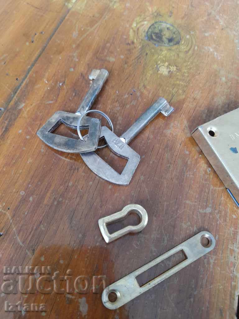 Auction Old lock, lock Auction Old lock, lock