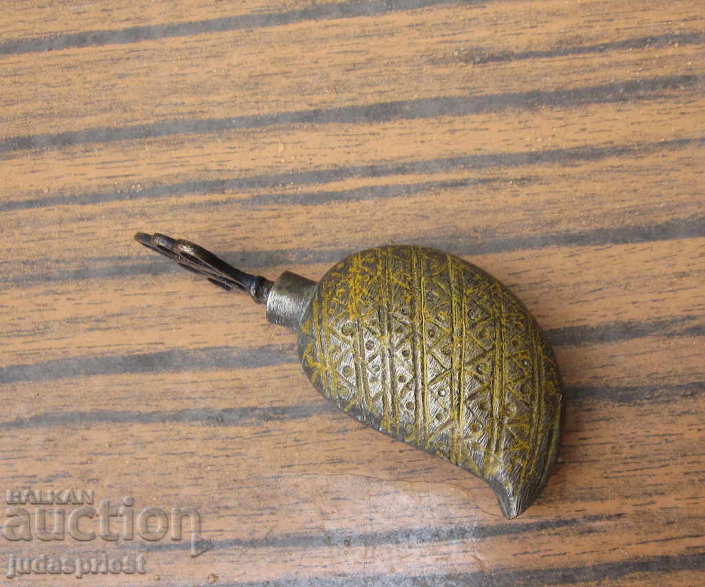 Delivery of old Bulgarian Revival bottle half buckle buckles Delivery of old Bulgarian Revival bottle half buckle buckles