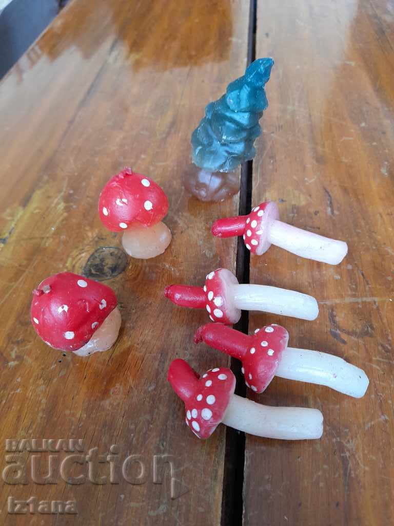 Old decorative candles, candles with price 20.00 BGN | € 10.23 Old decorative candles, candles with price 20.00 BGN | € 10.23