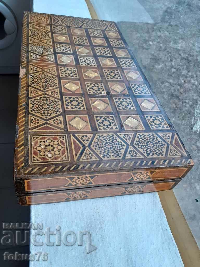 Auction Unique old collectible board chess game marquetry Auction Unique old collectible board chess game marquetry