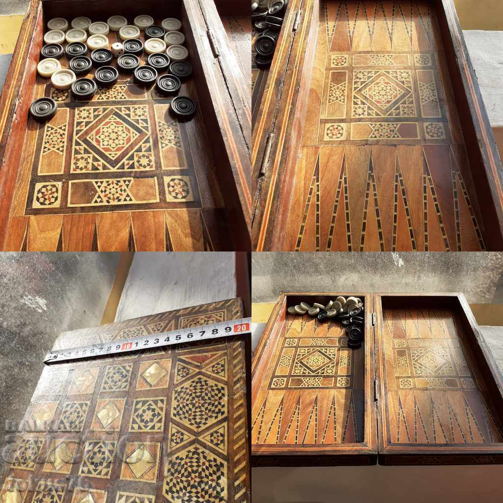 Delivery of Unique old collectible board chess game marquetry Delivery of Unique old collectible board chess game marquetry