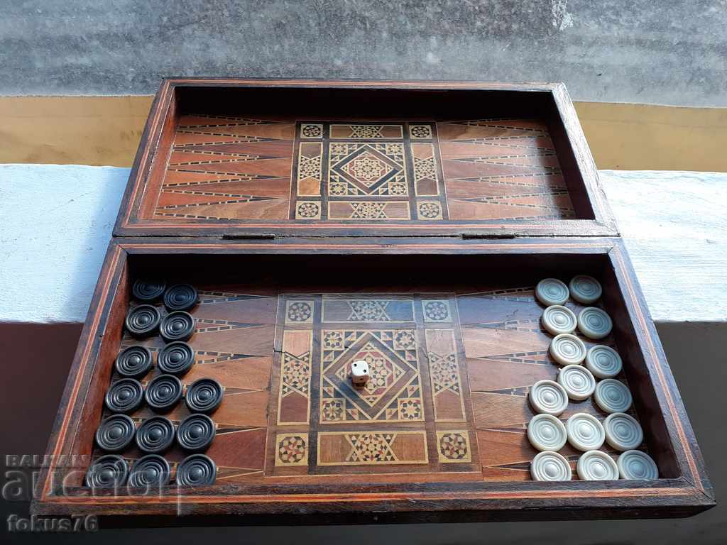 Уникална стара колекционерска табла шах игра интарзия