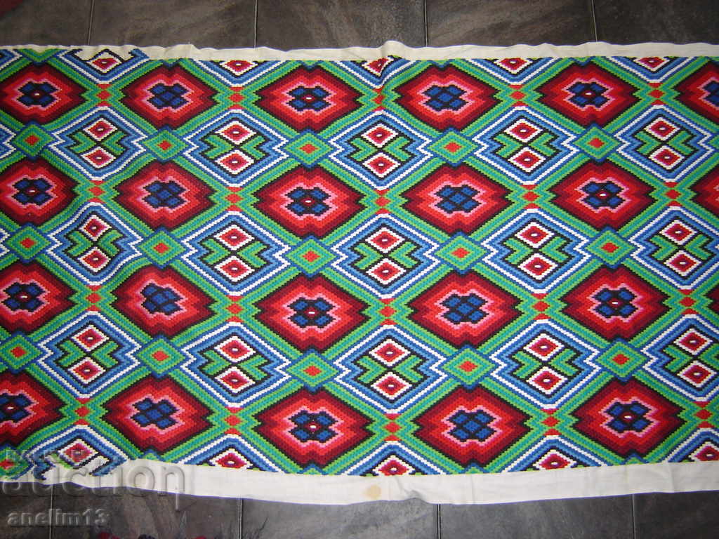 Auction OLD HAND EMBROIDERY CARPET 2 Auction OLD HAND EMBROIDERY CARPET 2